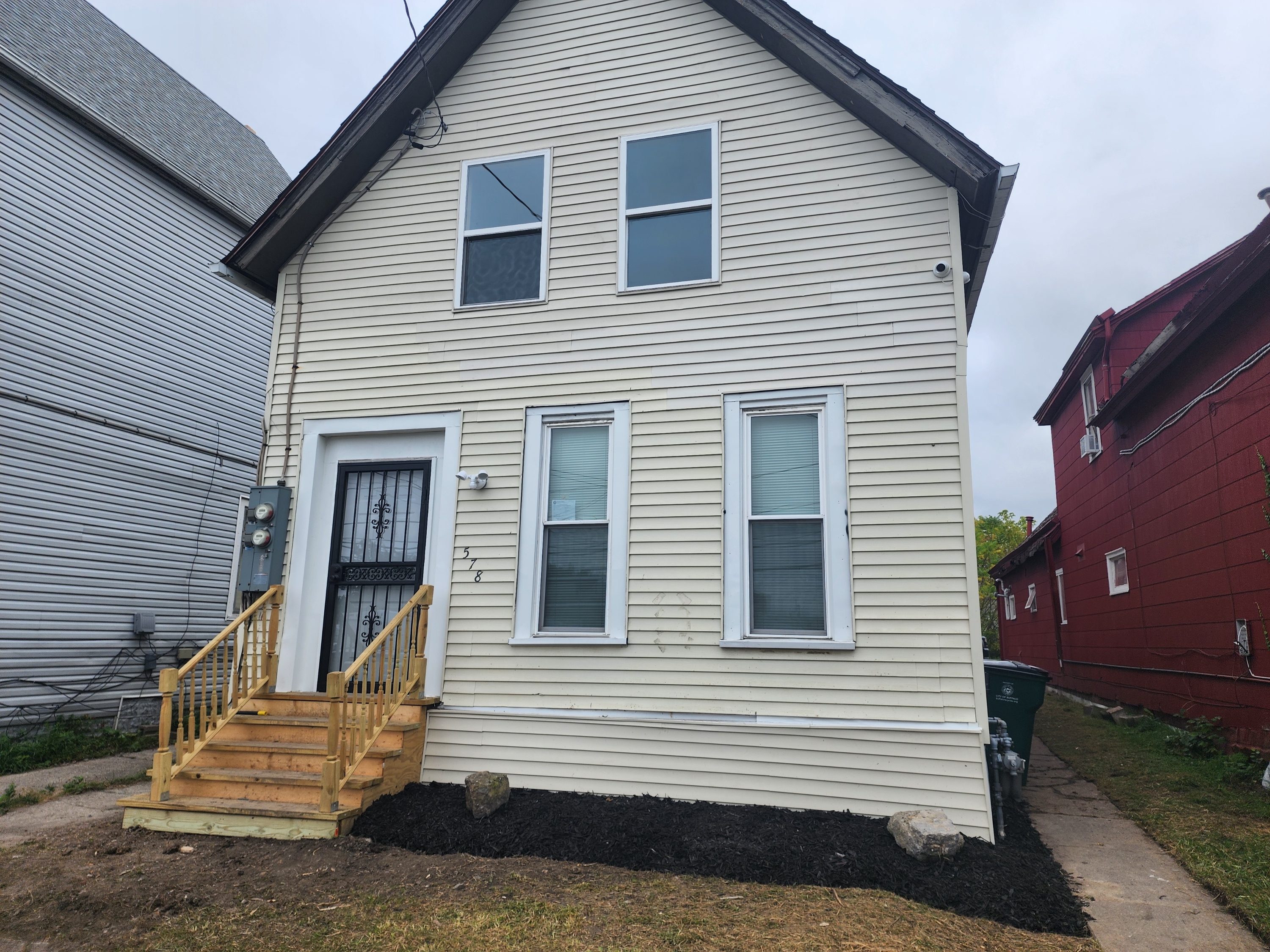 Property thumbnail image